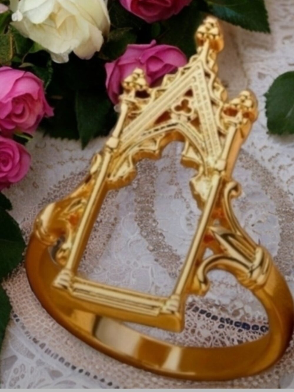 Gold Gothic arch ring